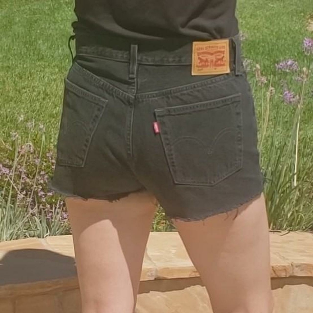Levi's 501 black shorts